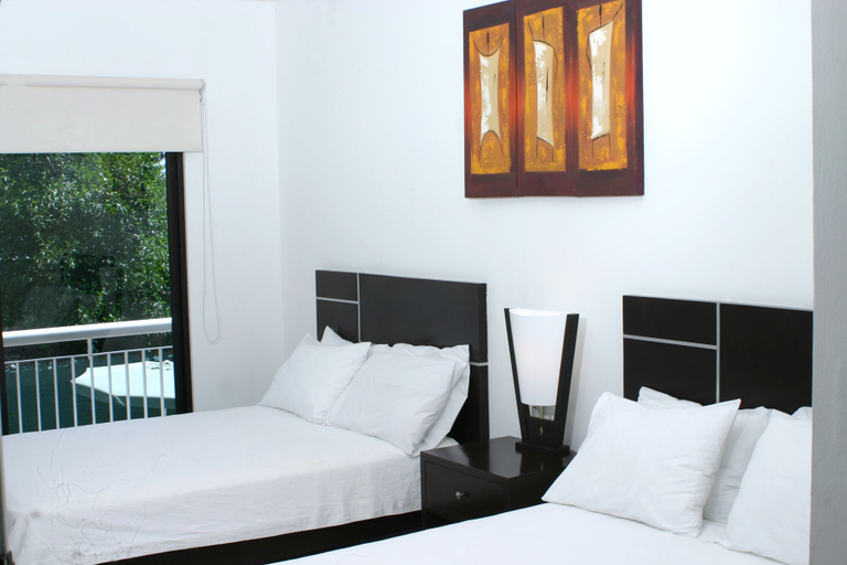 Bedroom 3, Holly, Mérida