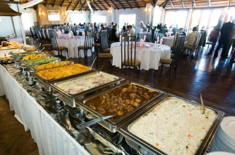 Food & Drinks 4, Villa Paradiso Country Manor, Bojanala