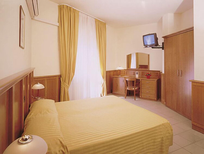 Bedroom 3, Hotel del Camerlengo, Chieti