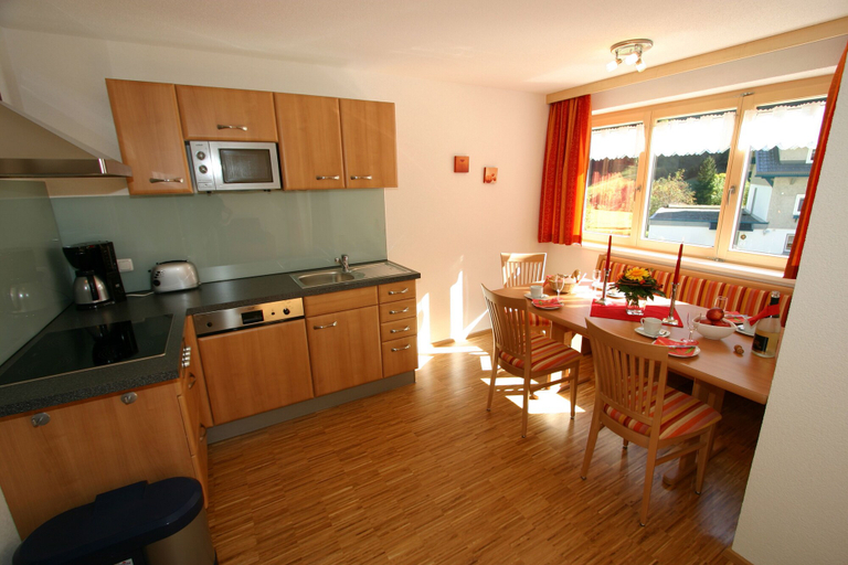 Others 5, Alpina Appartements, Bregenz