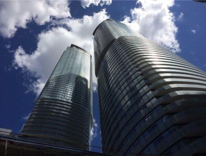 Exterior & Views, The York Suites, Toronto