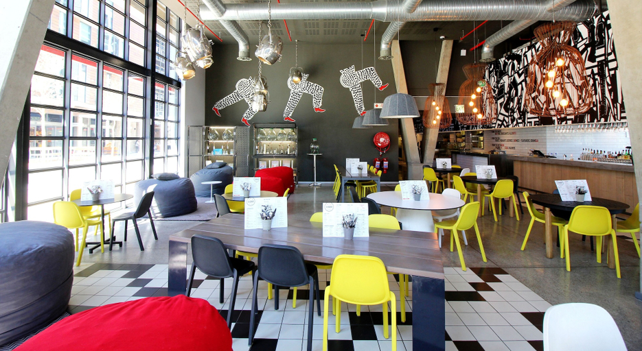 Food & Drinks 4, Radisson RED V&A Waterfront, Cape Town, City of Cape Town
