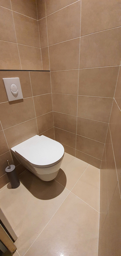 Bathroom 5, Villa Primerose, Aube