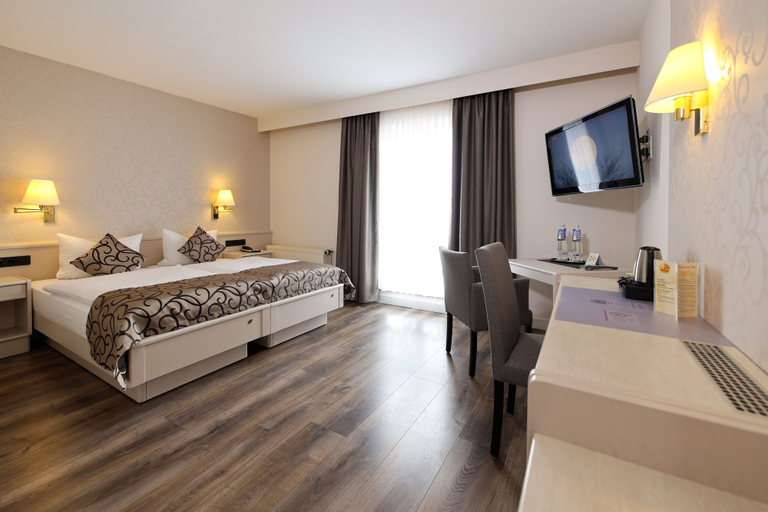 Bedroom 2, Hotel Märkischer Hof, Teltow-Fläming