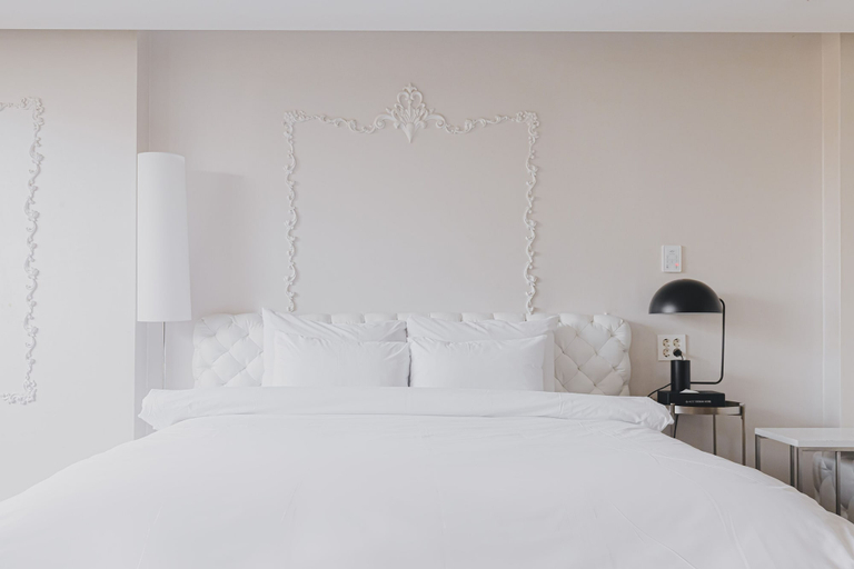Bedroom 4, acc Design Hotel, Buk