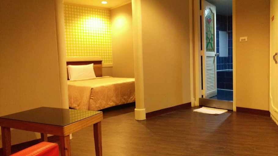 Bedroom 2, Center Hotel, Kaohsiung