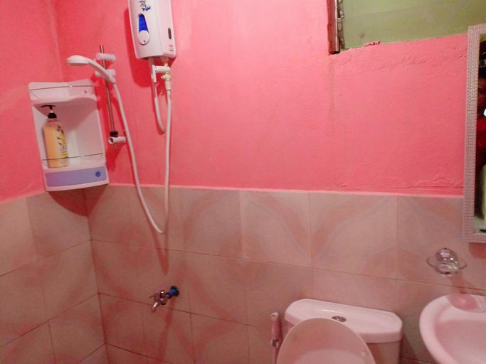Bathroom 4, Just Inn, El Nido