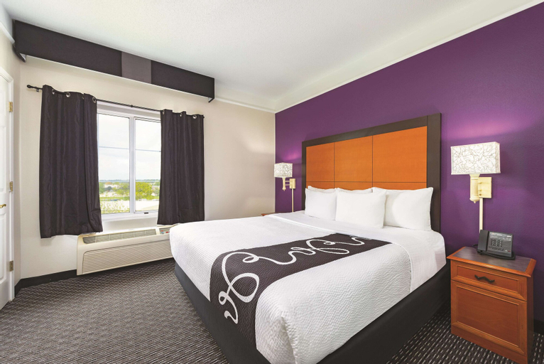 Bedroom 22