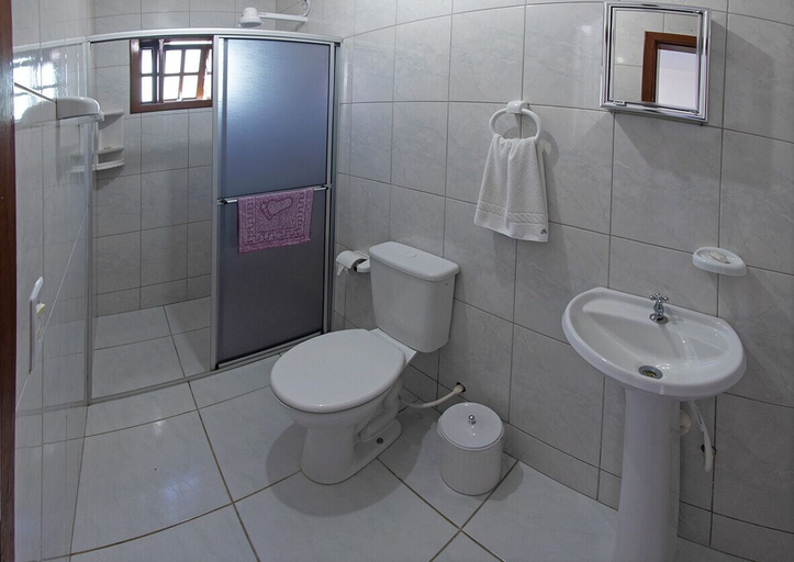 Bathroom 4, Pousada do Sol Garopaba, Garopaba