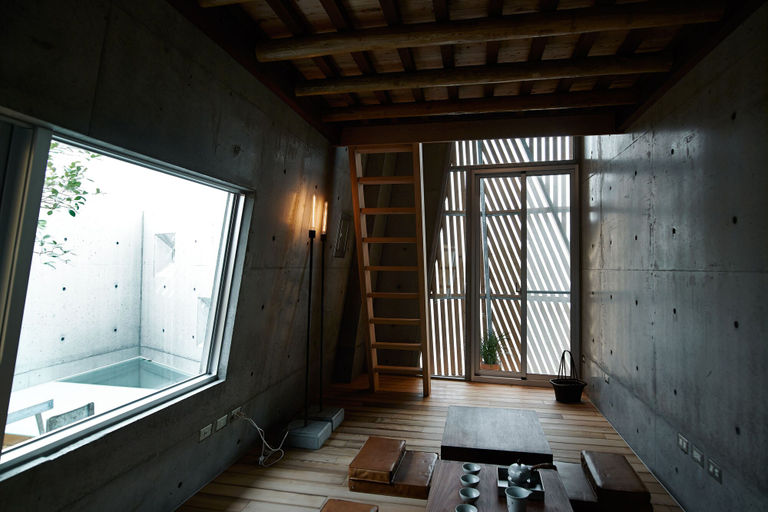 Bathroom 3, Mao House, Tainan