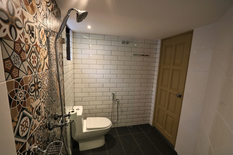 Bedroom 4, The Tudor, Kinta