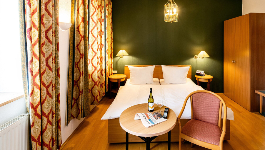 Bedroom 4, Parkhotel Steiger Hohnstein, Sächsische Schweiz-Osterzgebirge