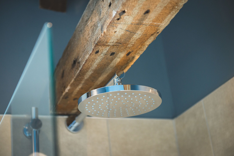 Bathroom 4, Chainlocker, Cornwall