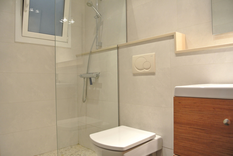 Bathroom, Aiguaneu Sa Marina, Girona