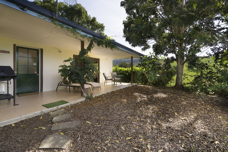Exterior & Views 2, Hillcrest Mountain View Retreat, Tweed - Pt B