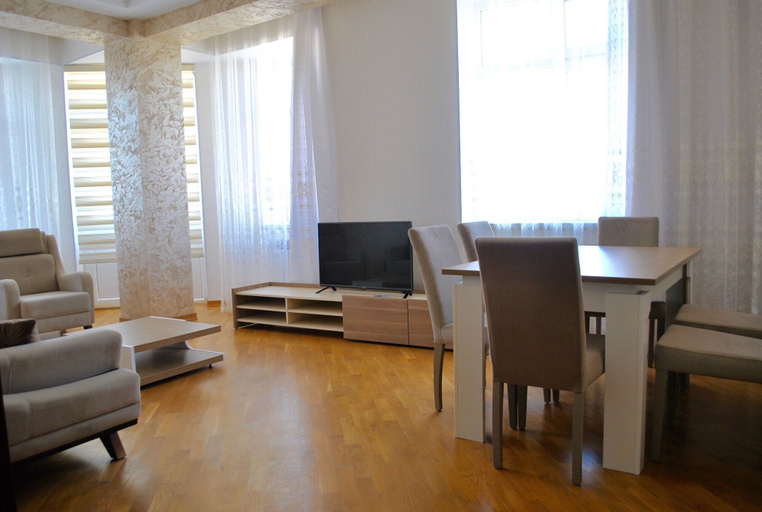 Others 4, Apartment on Murtuza Mukhtarov 185-119, Baku