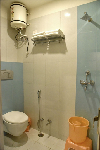 Bathroom 3, Hotel Metro View, Jaipur