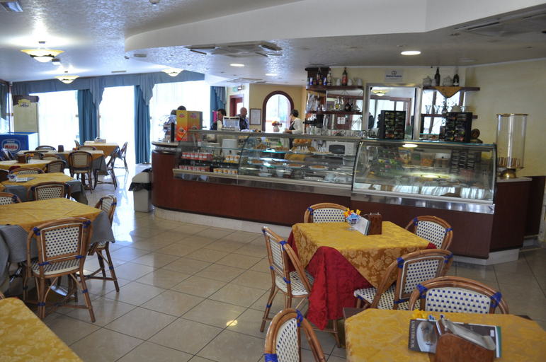 Food & Drinks 5, Aer Hotel Phelipe, Catanzaro