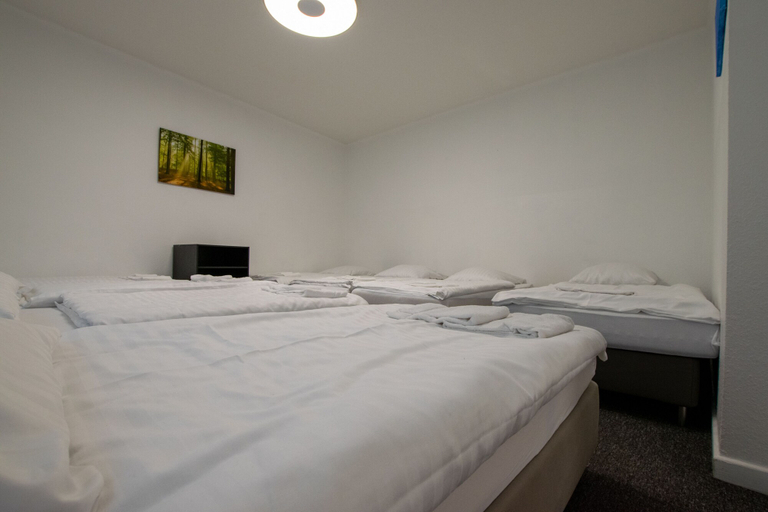 Bedroom 3, Spacious House, Düsseldorf