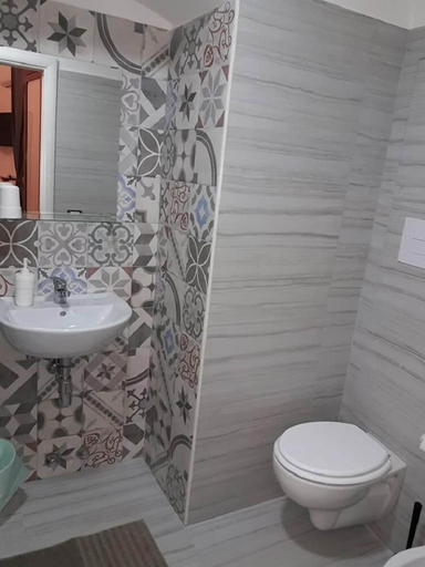 Bathroom 5, B&B Saffi, Barletta-Andria-Trani