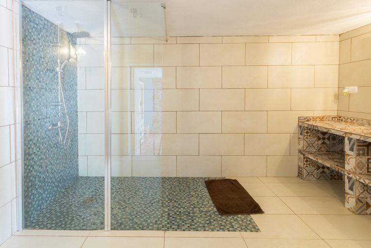 Bathroom 3, Haveli House, Baleares