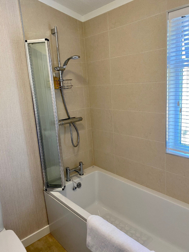 Bathroom 4, Hollicarrs - Wildflower Lodge, North Yorkshire