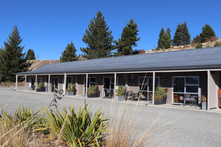 Exterior & Views 2, Lakes Edge Holiday Park, Mackenzie