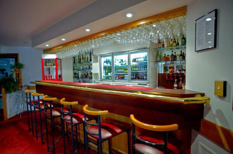 Food & Drinks 4, Centrepoint Motor Inn, Rockhampton