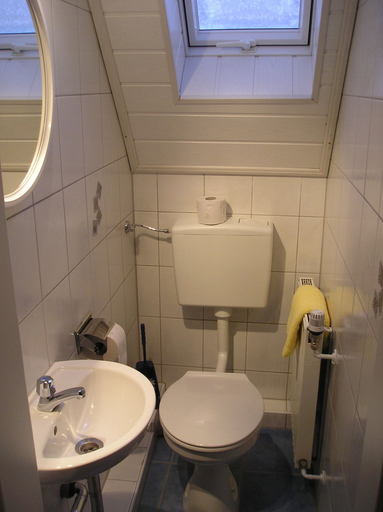 Bathroom 4, Knüllhotel Tann-Eck, Schwalm-Eder-Kreis