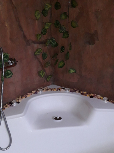 Bathroom 4, Pride Rock Accommodation, Nkangala