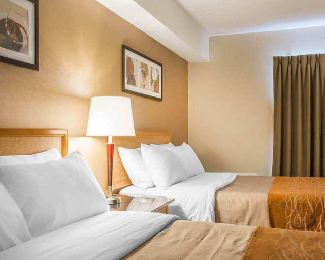 Bedroom 3, Comfort Inn (Brantford), Brant