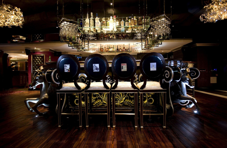 Food & Drinks 5, The Luxe Manor, Kowloon