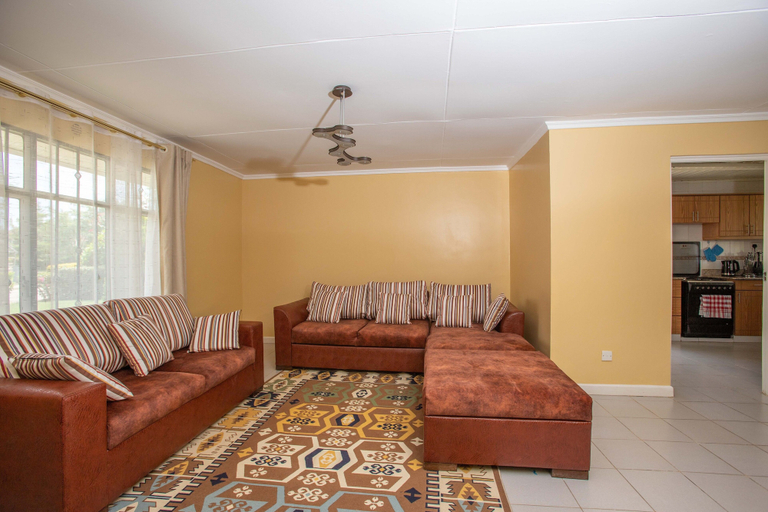 Others 4, Cozy and Warm 3-bed Bungalow in Athi River, Mavoko