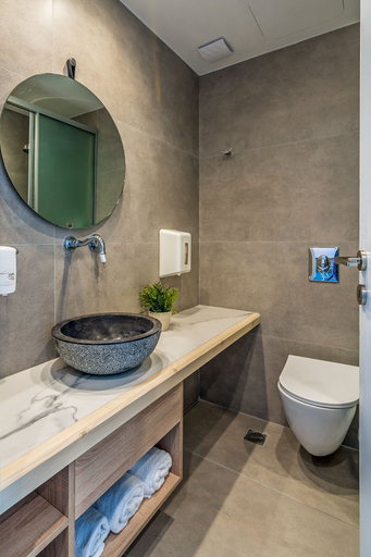 Bathroom 3, Livikon by the Sea, Crete