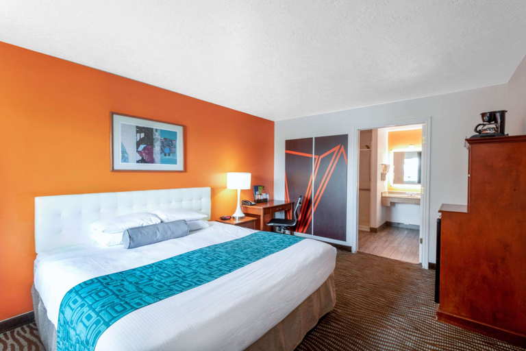 Bedroom 3, Howard Johnson Hotel & Suites by Wyndham St. George, Washington
