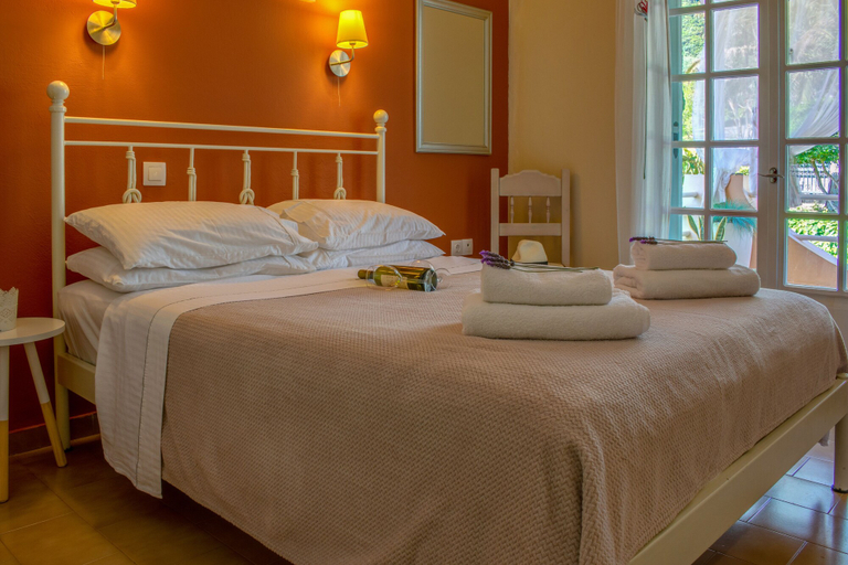 Bedroom 4, Kapella Apartments, Ionian Islands
