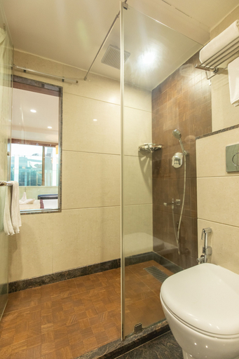 Bathroom 5, Hotel Sandy's Tower, Cuttack