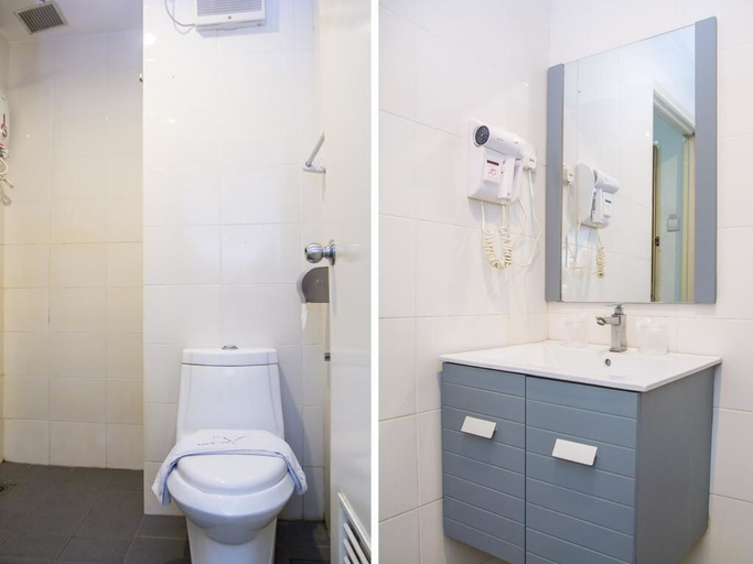 Bathroom 3, De' Viana Hotel & Apartment, Kota Bharu