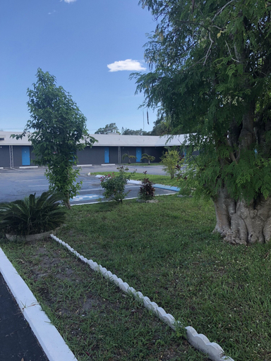 Exterior & Views 2, Bay Breeze Inn Bradenton Downtown, Manatee