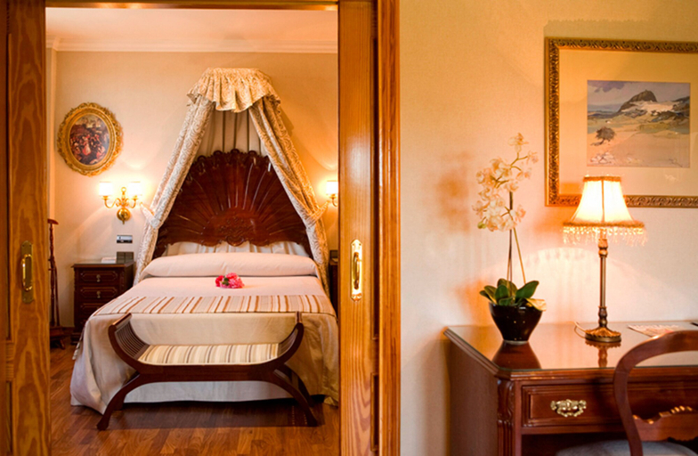 Bedroom 3, La Cueva Park, Cádiz