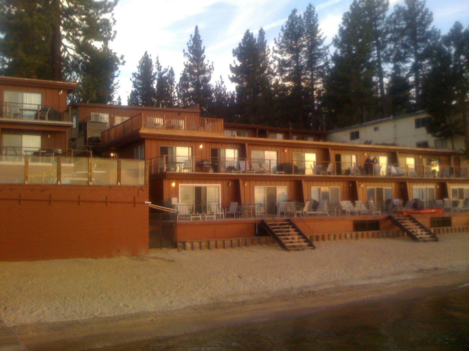 Exterior & Views 2, Beachcomber Inn, El Dorado