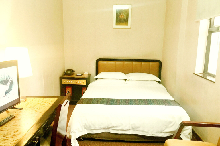 Bedroom 14