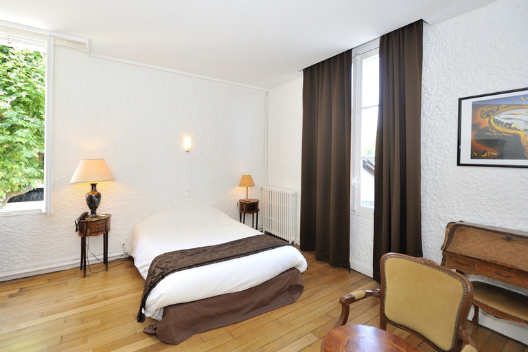 Bedroom 2, Pavillon Bleu, Loiret
