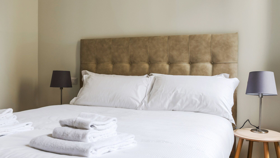 Bedroom 2, Mono A, Milano