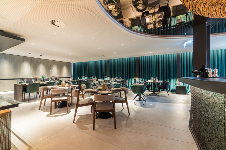 Food & Drinks 5, Porto Royal Bridges Hotel, Porto