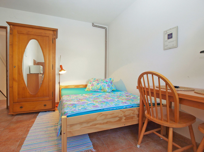 Bedroom 2, Apartment 1571, Pula