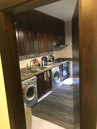 Others 5, Georges Residence, El Metn