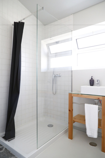 Bathroom 5, City's Hostel Ponta Delgada, Ponta Delgada