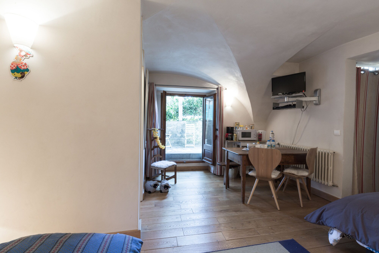 Bedroom 3, Bed End Breakfast du Centre, Savoie