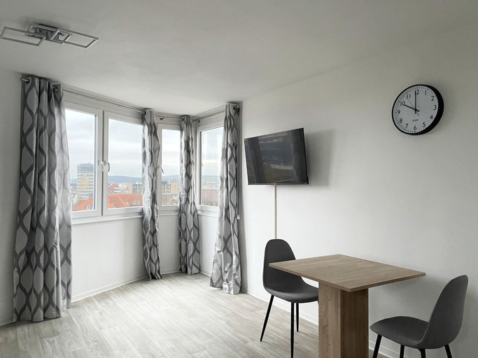 Dining Room 6